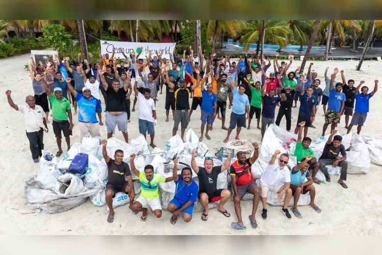 Clean Up the World Initiative at Kuredu Resort Maldives