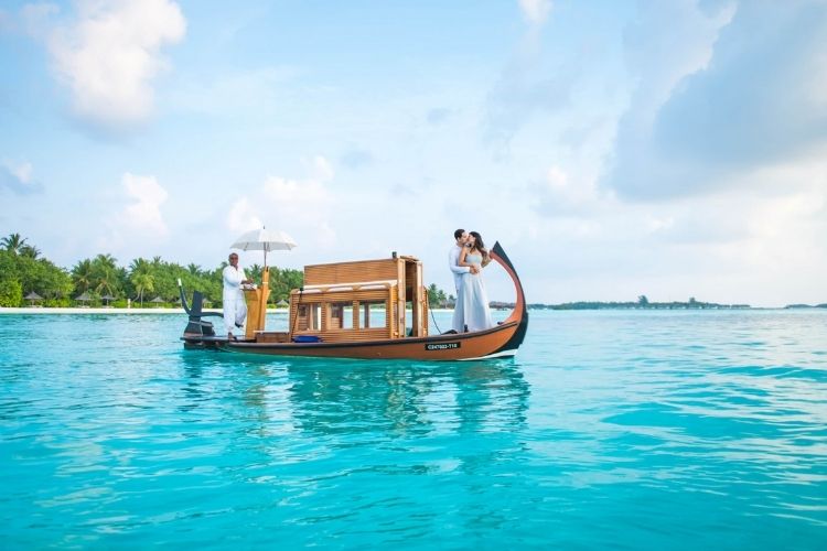 Wedding at Four Seasons Resort Maldives at Kuda Huraa