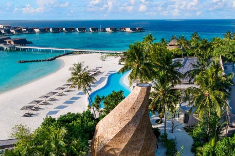 World’s Leading Luxury Island Resort 2020