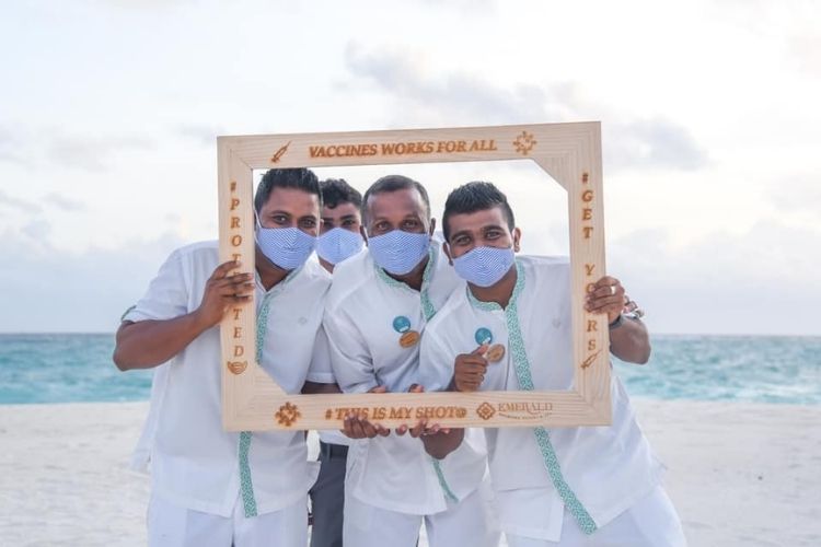 maldives vaccinates over 278,000 people