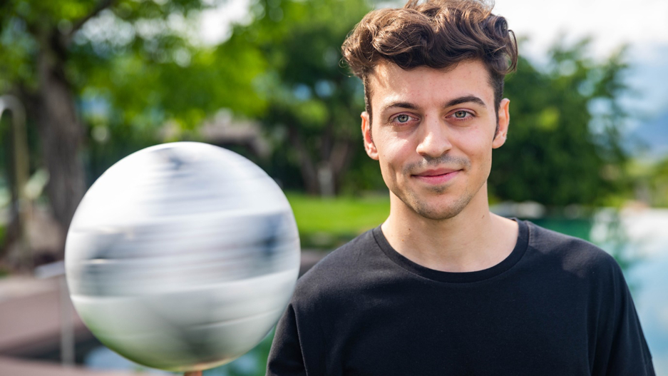 Lily Beach Resort & Spa in the Maldives is set to welcome multiple Guinness World Record holder for football freestyle, Marcel Gurk.