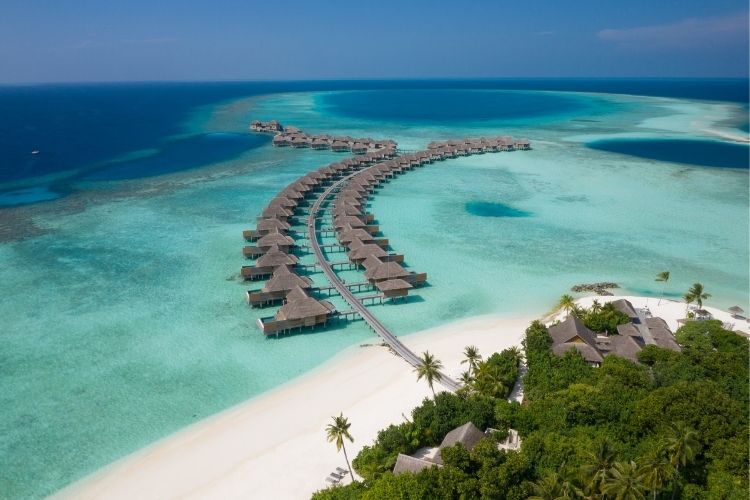 Vakkaru Maldives Scoops 3 Prestigious Awards at World Travel Awards