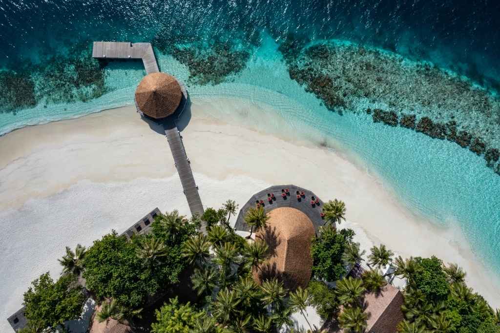 Banyan Tree Vabbinfaru and Dhawa Ihuru