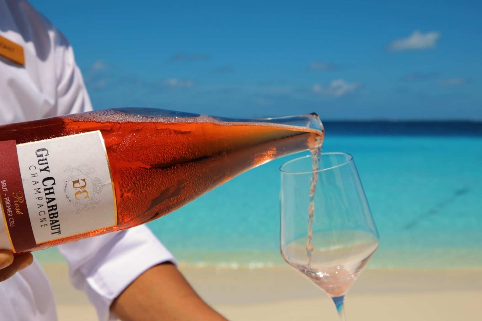 Champagne Guy Charbaut returns to THE OZEN COLLECTION